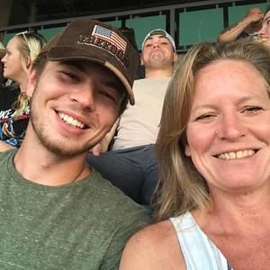 Meet your Posher, Shannon